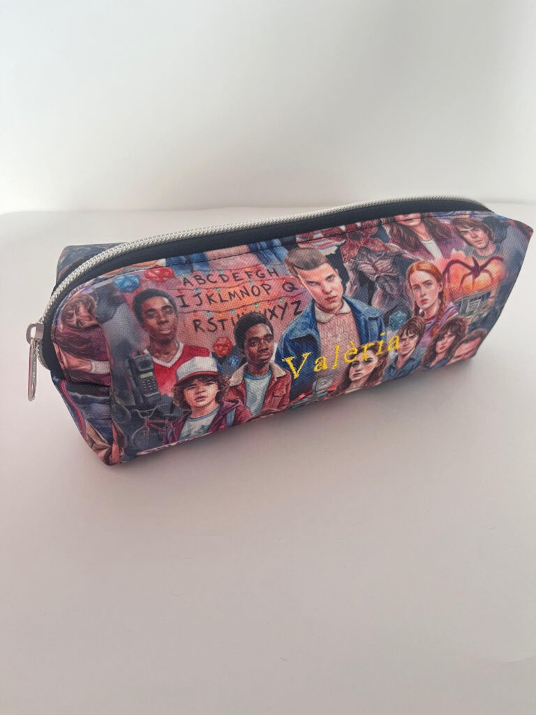 ESTUCHE STRANGER